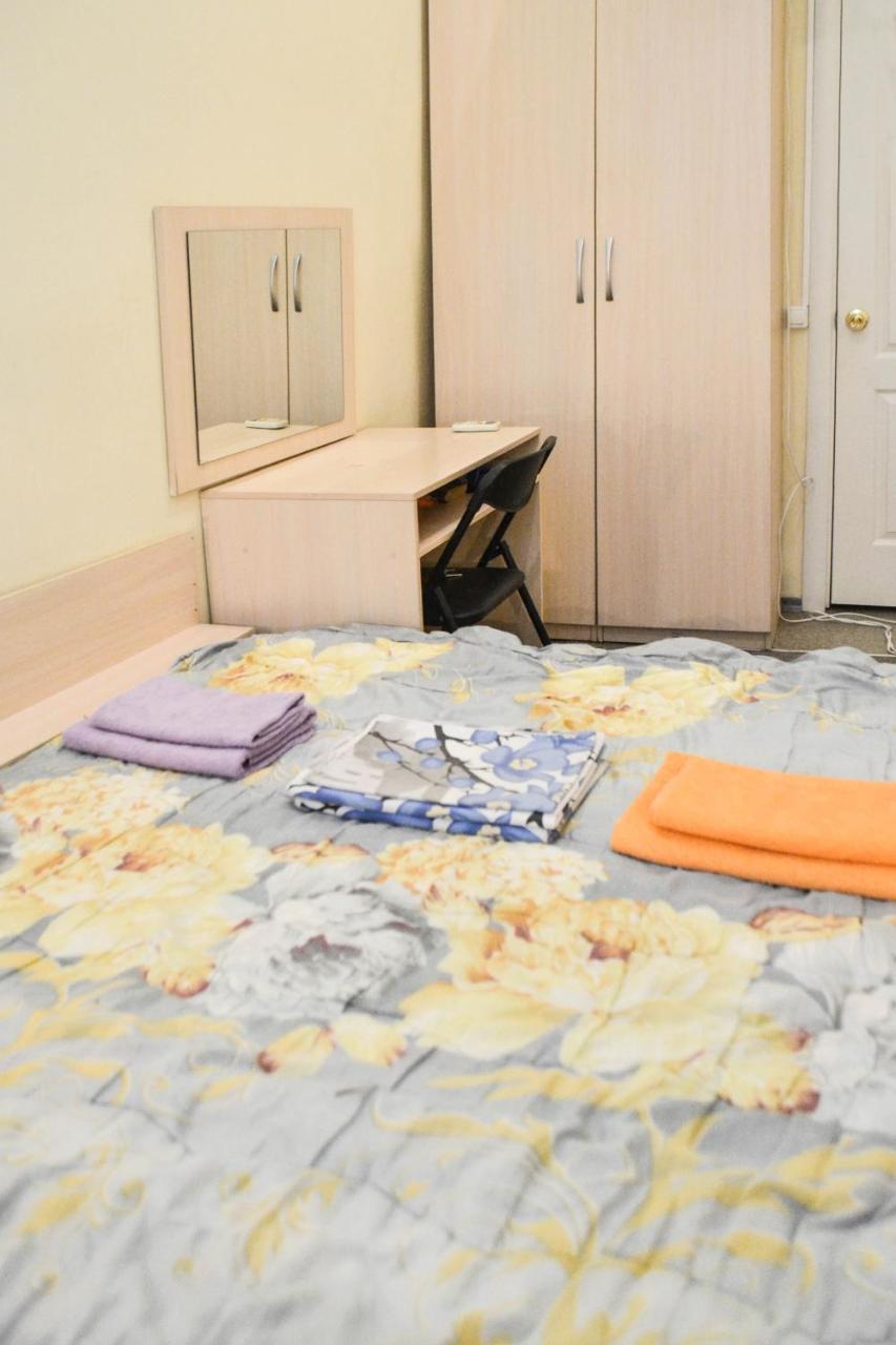 Vishnya Hostel Dnipro Exteriör bild